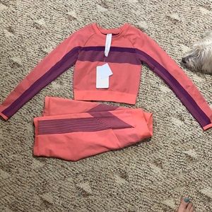 Fabletics bicycle shorts crop top outfit